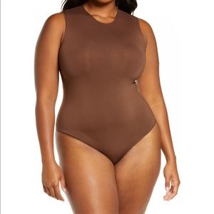 Skims Crewneck Sleeveless Bodysuit